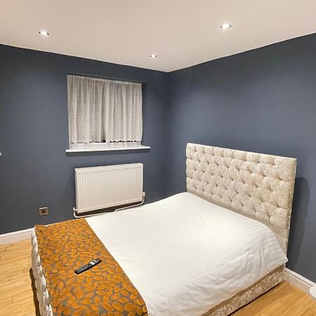 Apartment & Rooms In London Croydon Exterior foto