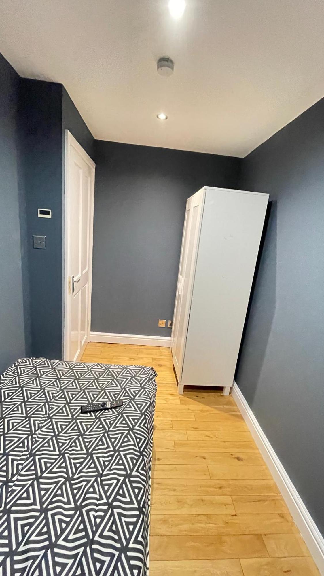 Apartment & Rooms In London Croydon Exterior foto